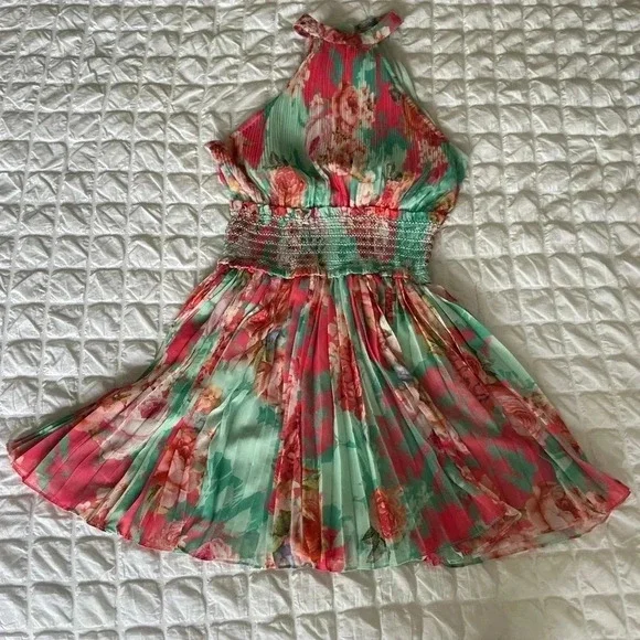 slim fit dress slacks Mint and Coral Chevron Short Dress main image 1